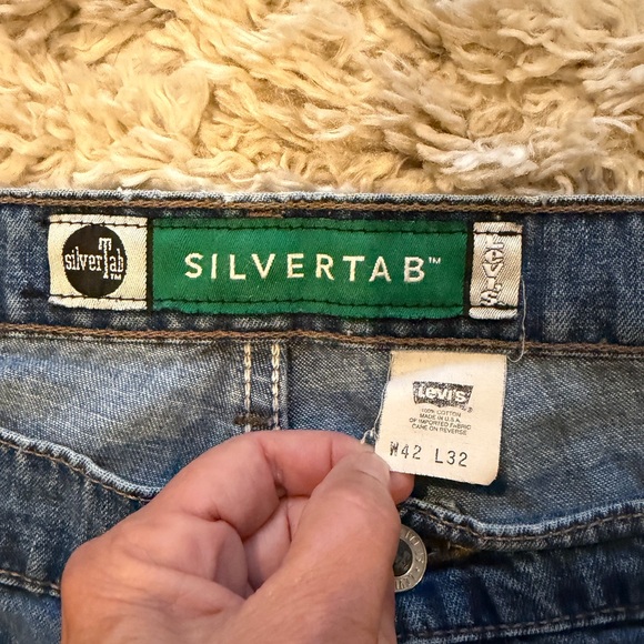 Vintage Levi’s SilverTab Jeans 42x32 Baggy Y2K Side Stripe Paint Splatter USA - Picture 3 of 12